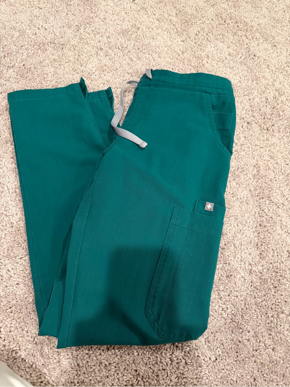 FIGS green scrub pants XXS